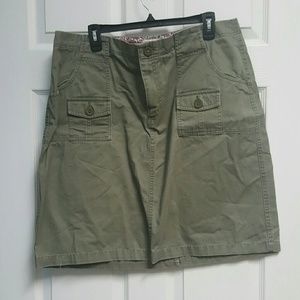 Green cargo skirt